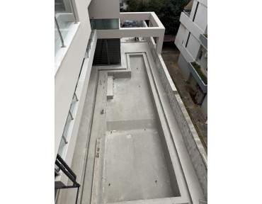 Ανακατασκευή πισίνας στη Βάρη